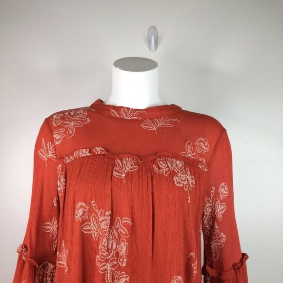 Long Sleeve Lulu's Embroidery Top - Picture 4 of 12